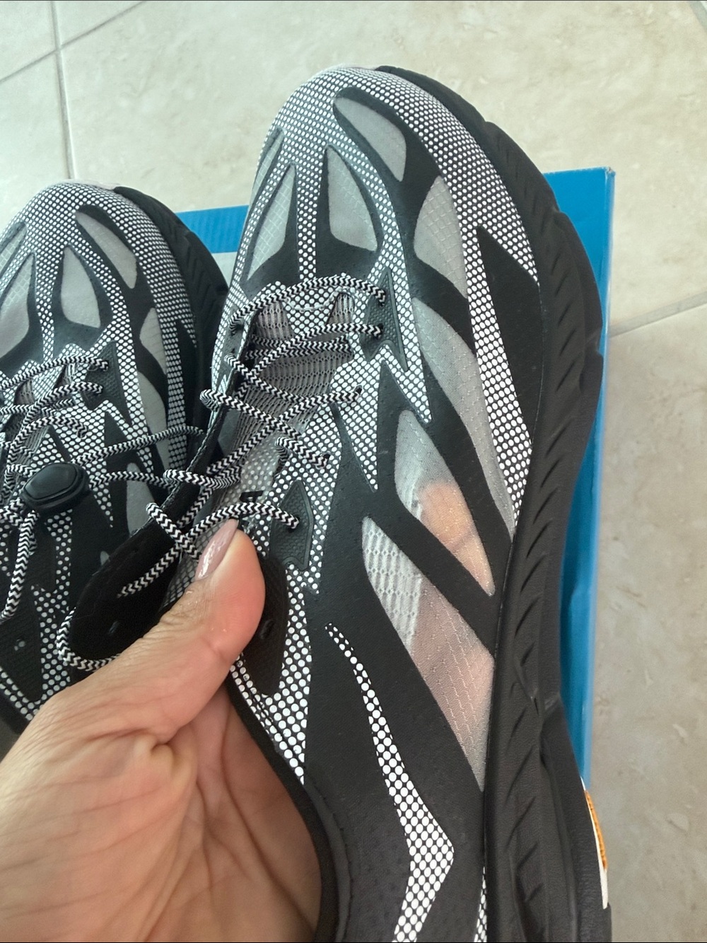 Hoka Men’s U MAFATE STEED 4 Lite TS Shoes worn once $180 - Picture 5 of 9